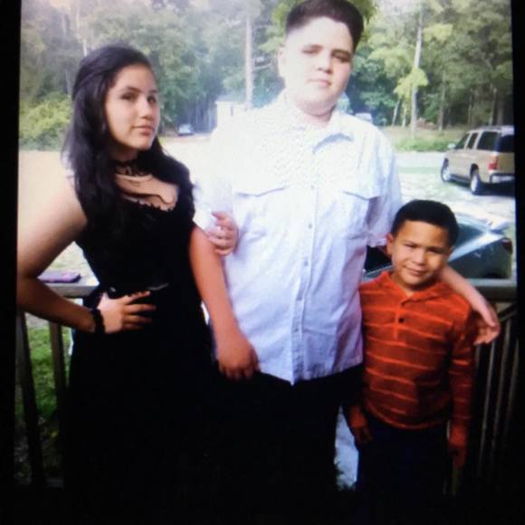 Profile Picture of Moraima Diaz martinez (@moraima_d) on Poshmark