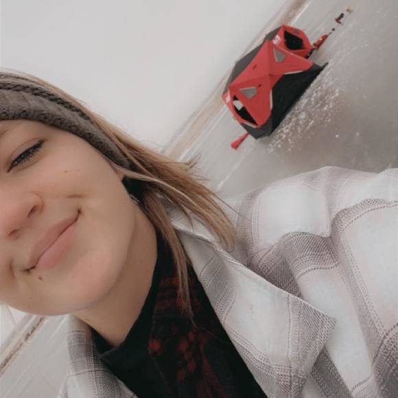 Profile Picture of Jaimie Maves (@jmaves465) on Poshmark