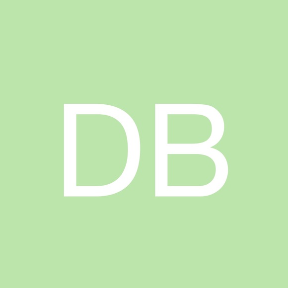 Profile Picture of Deborah Booker (@deborahbooke564) on Poshmark