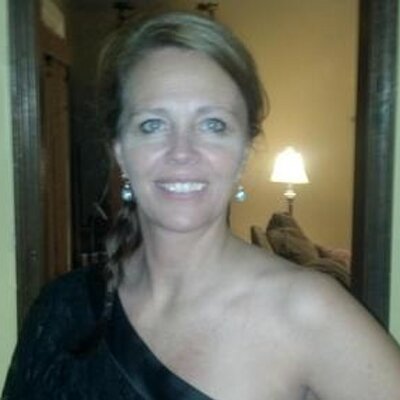 Profile Picture of Nan Bell (@USC1BACK2BACK) on Twitter