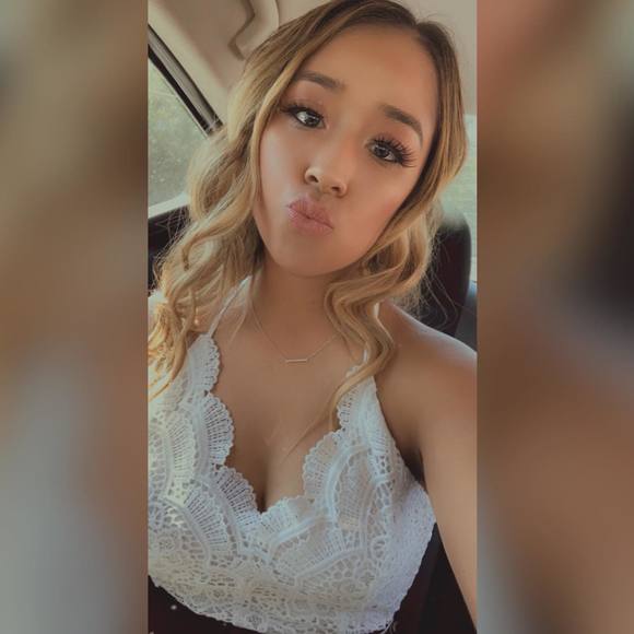 Profile Picture of Cassandra Cisneros (@cjayy_03) on Poshmark