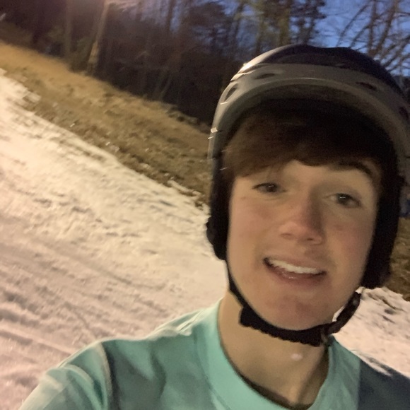 Profile Picture of Spencer Mcnelis (@s2119124) on Poshmark