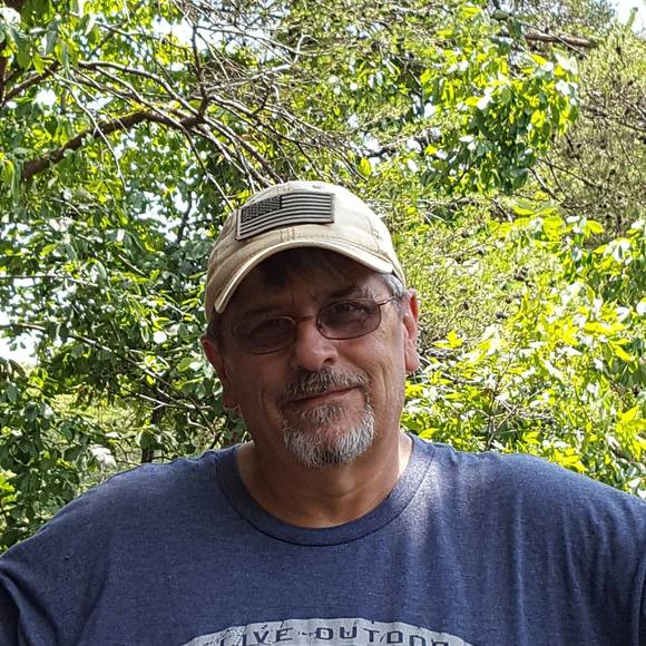 Profile Picture of Bobby Patterson (@bobbypatters456) on Poshmark