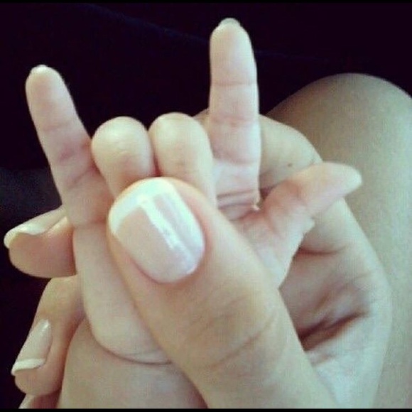 Profile Picture of Heba Janabi (@hebaj0) on Poshmark