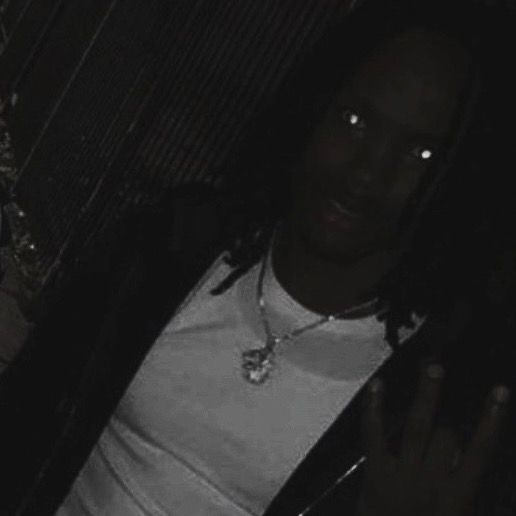 Profile Picture of andrewawk (@andrewawk) on Tiktok