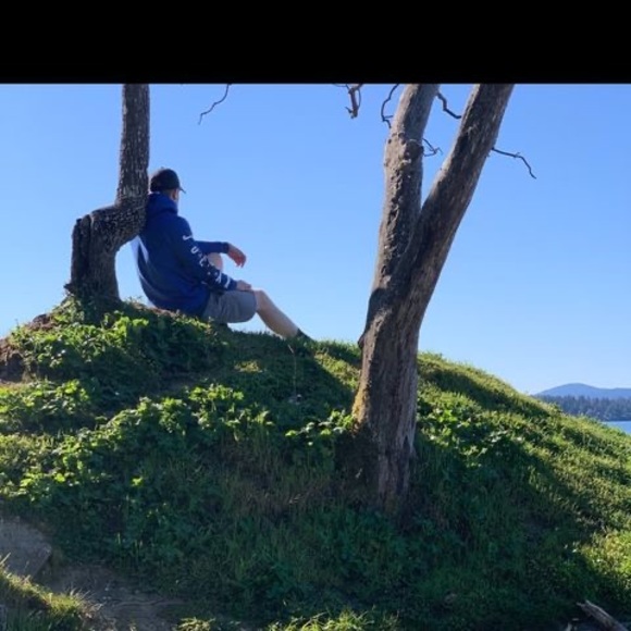 Profile Picture of Duncan Ross (@duncanross158) on Poshmark