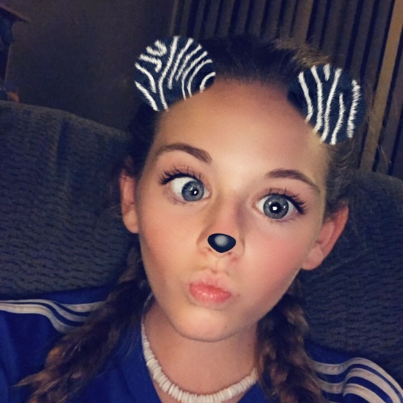 Profile Picture of Shay Lamusga (@shaybug02) on Poshmark