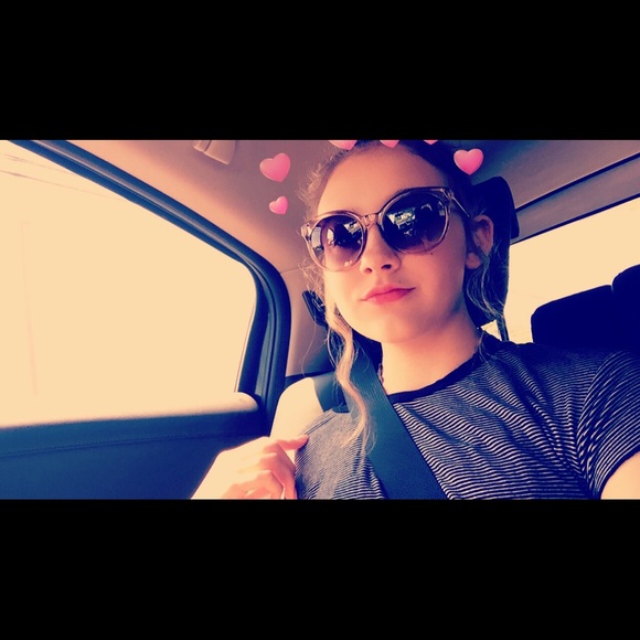 Profile Picture of Mamarley Ackley (@mar_802) on Poshmark