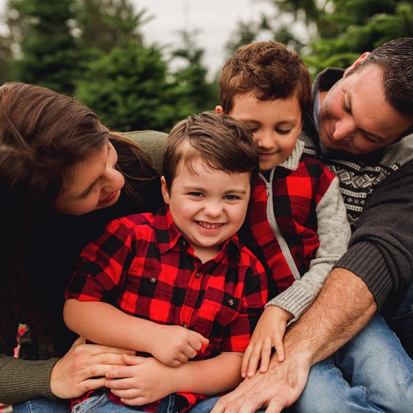 Profile Picture of Jennifer Arafat (@jarafat) on Poshmark