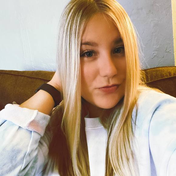 Profile Picture of Taylor Mcelroy (@mcelroyt) on Poshmark
