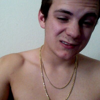 Profile Picture of Matthew Cantwell (@daddy_pong) on Twitter