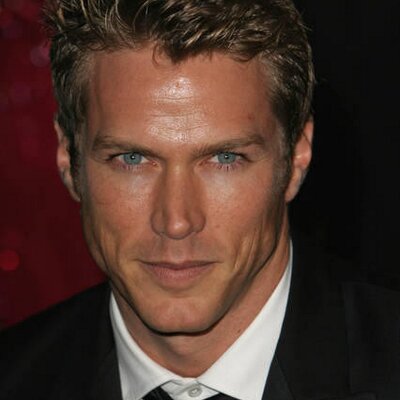 Profile Picture of Terry Button (@TerryButtonsh) on Twitter
