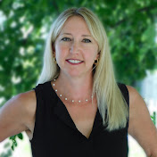 Profile Picture of Stacy Hurney With The Meredith Fogle Team (@hurneyhomes) on Youtube