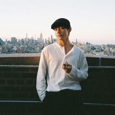 Profile Picture of Kim Noone ♡ (@KimNoone9) on Twitter