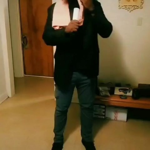 Profile Picture of Quinton don dutta Matthews (@que142) on Poshmark