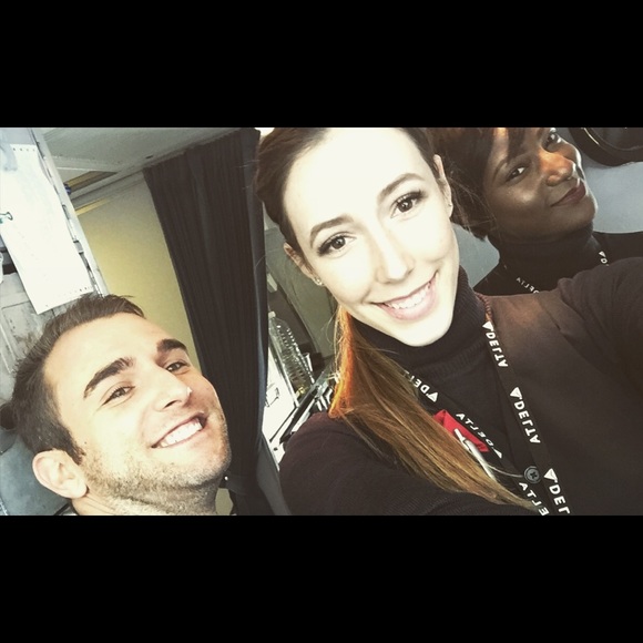 Profile Picture of Johanna Handley (@johanna_banana) on Poshmark