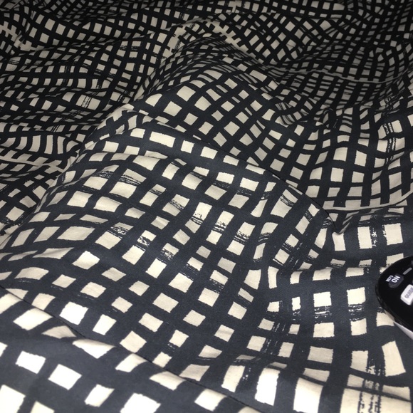 Profile Picture of Ian Feuer (@feuerman23) on Poshmark