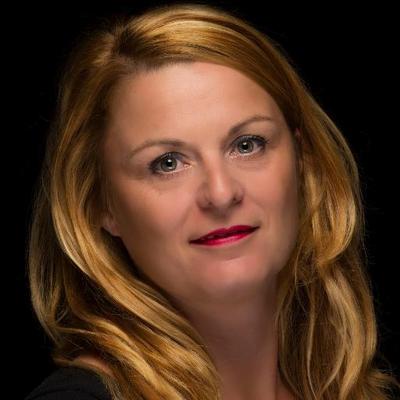 Profile Picture of Deborah Chester (@rubblina) on Twitter