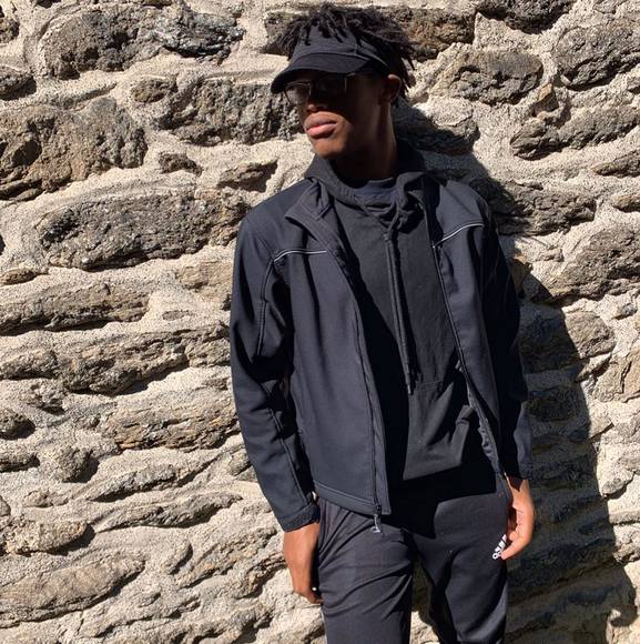 Profile Picture of Calvin Wallace (@speedy45) on Poshmark