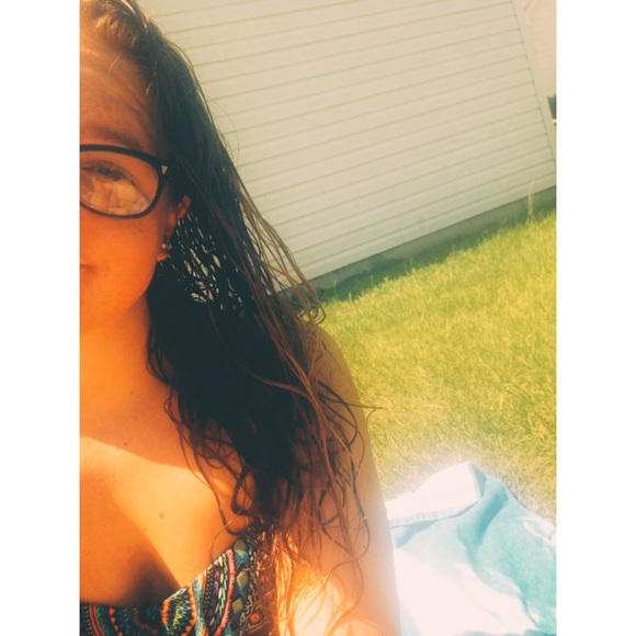 Profile Picture of Sarah Constantine (@sconstantine1) on Poshmark