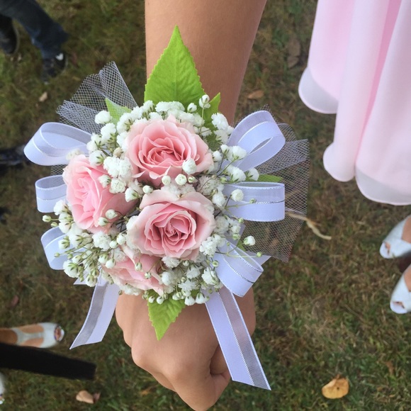 Shelly Grubb - Poshmark Profile Picture of Shelly Grubb (@shellyag) on Poshmark