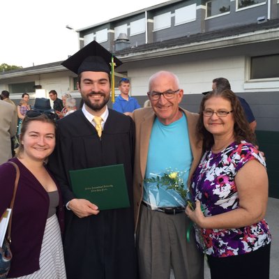 Profile Picture of Mark Drennen (@@MarkTheBowler) on Twitter