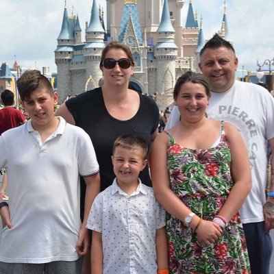 Profile Picture of Nick Denny (@nickdennyhair) on Twitter