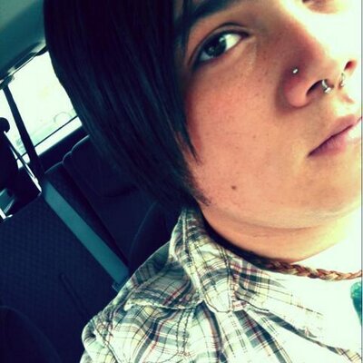 Profile Picture of Sean Michael Leahey (@PandaSarusRex) on Twitter