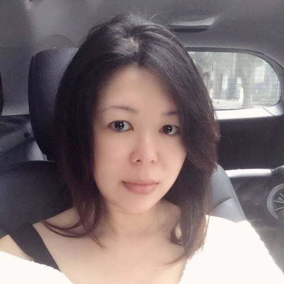 Profile Picture of Ching wei Chen (@chingwei0926) on Poshmark