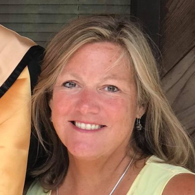 Profile Picture of Lisa Duke (@lcduke27948) on Twitter