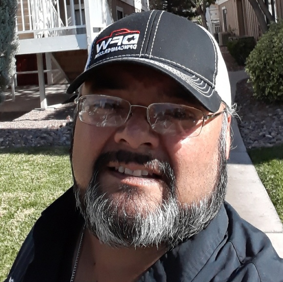 Profile Picture of Jesse Salinas (@jets3640) on Poshmark