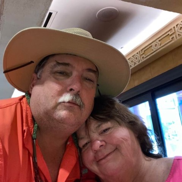 Profile Picture of Billy Wedgeworth (@billywedgeworth) on Poshmark