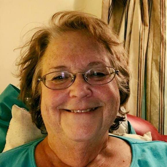 Profile Picture of Karen Olander (@ptcbaglady) on Poshmark