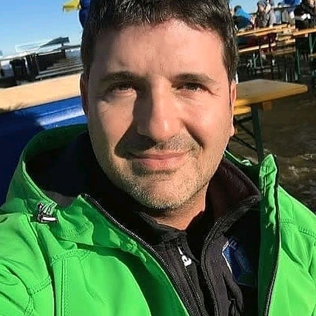 Profile Picture of Scott diamond (@scottdiamond111) on Tiktok
