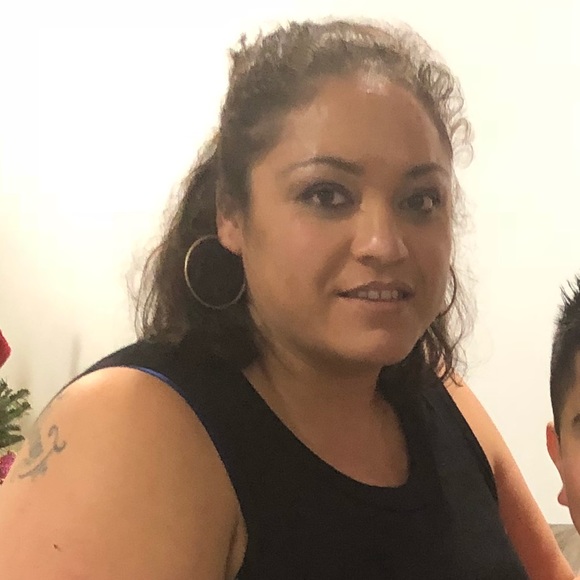 Profile Picture of Marisela Hernandez (@mariemi1985) on Poshmark