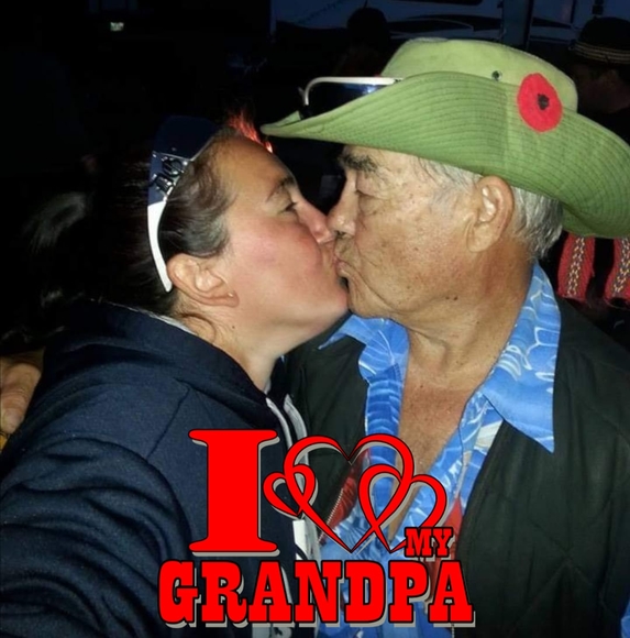 Profile Picture of Nickie Nicklez (@mizznicklez) on Poshmark