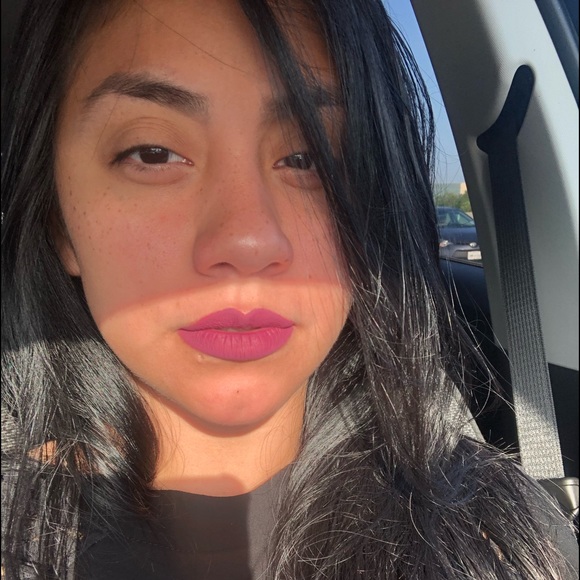 Profile Picture of Krystal Sanchez (@ksanchez1414) on Poshmark