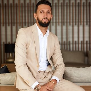 Profile Picture of Stephen G. Sweeney (@thestephensweeney) on Instagram