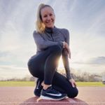 Profile Picture of Lisa Holbrook (@peanutruns26.2) on Instagram