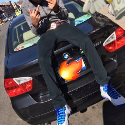Profile Picture of JL (@Jay_Lindow) on Twitter