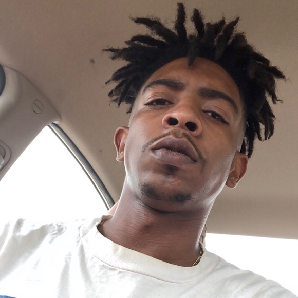 Profile Picture of Ronald Freeman (@bandmanfree) on Poshmark