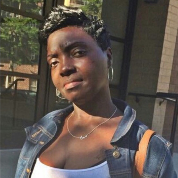 Profile Picture of Sherrie Plowden (@mochasexy1028) on Poshmark