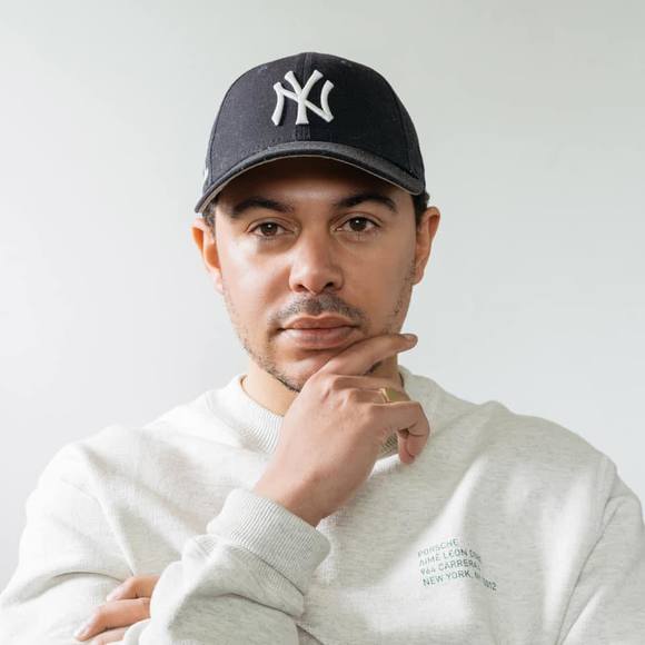 Profile Picture of Deshawn Oravetz (@deshawnoravetz) on Poshmark