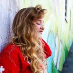 Profile Picture of robin stoll⭐️ (@music_is_therapy77) on Instagram