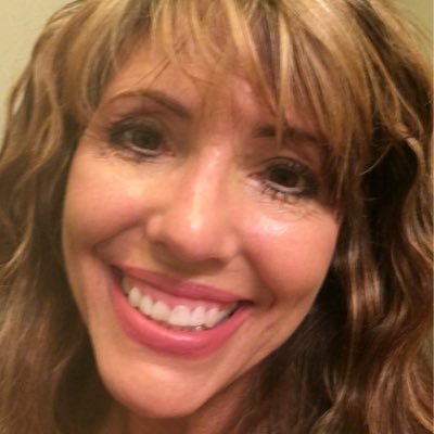 Profile Picture of Holly Jo Tyrrell (@hollyjos85) on Twitter