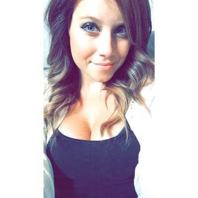 Profile Picture of Ashley Parker (@a_parkker) on Twitter