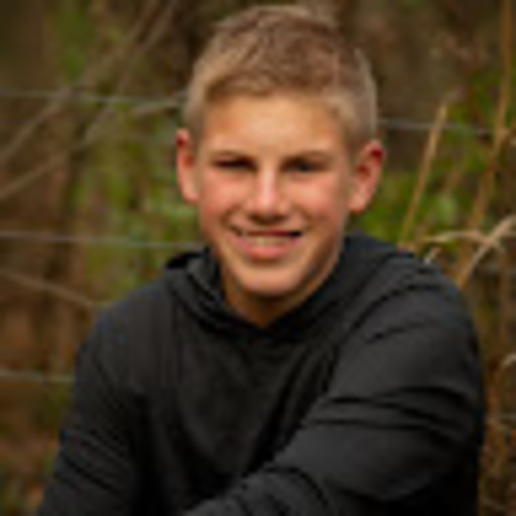 Profile Picture of Joseph Wenning (@josephwenning09) on Poshmark