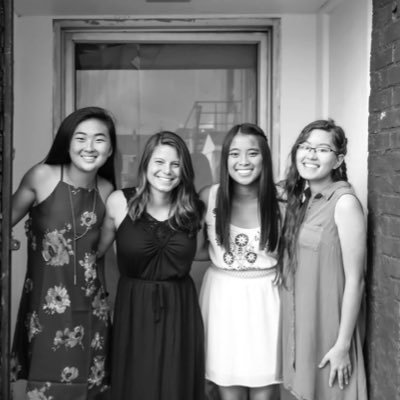 Profile Picture of Ali Hoffman (@AliXiaoXing) on Twitter