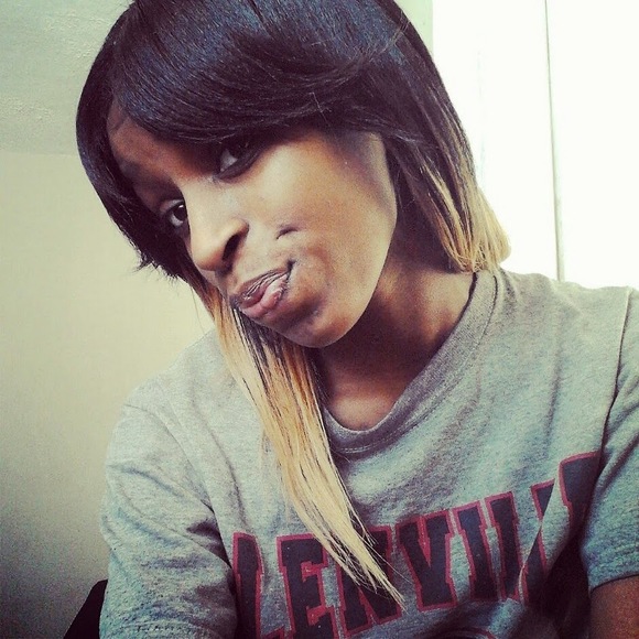 Profile Picture of Loretta Sizemore (@lorettasizemore) on Poshmark