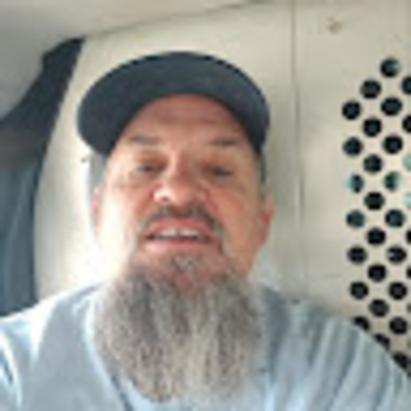 Profile Picture of Cma jeff Hinkley (@whatsinthembags) on Poshmark